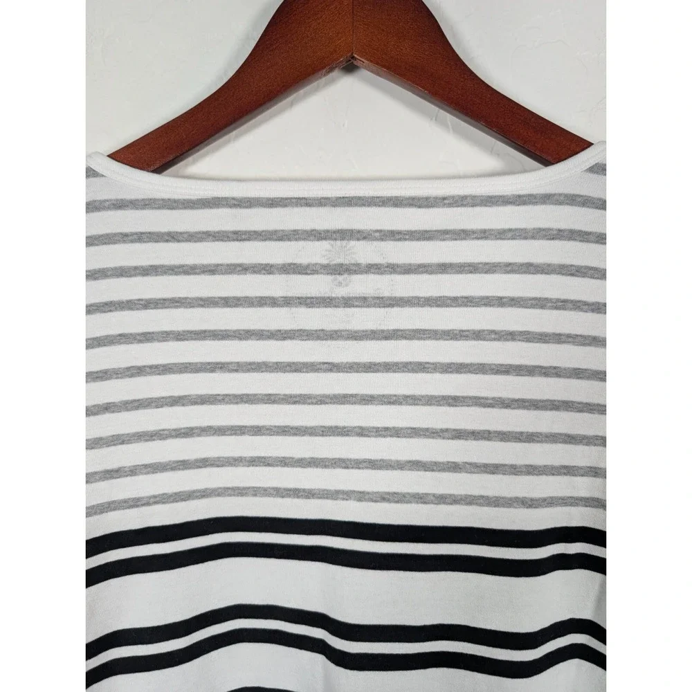Tommy Bahama Top Women's Large Black White Striped‎ 3/4 Sleeve Casual Stretch